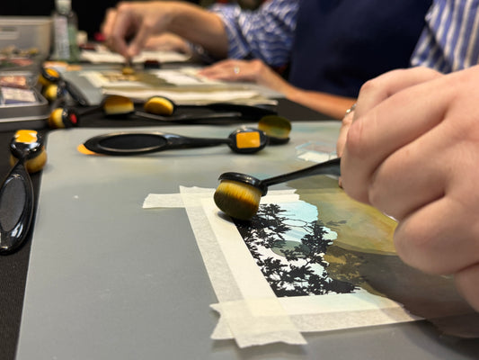 Picture showing hands and blending brushes